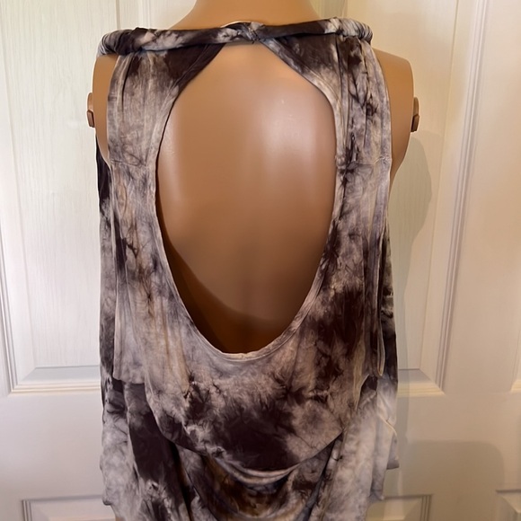 Soprano tie dye black gray loose halter tank. Sz S/M - Picture 3 of 4